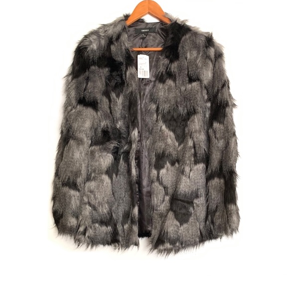 Forever 21 two-toned faux fur jacket - Picture 5 of 9